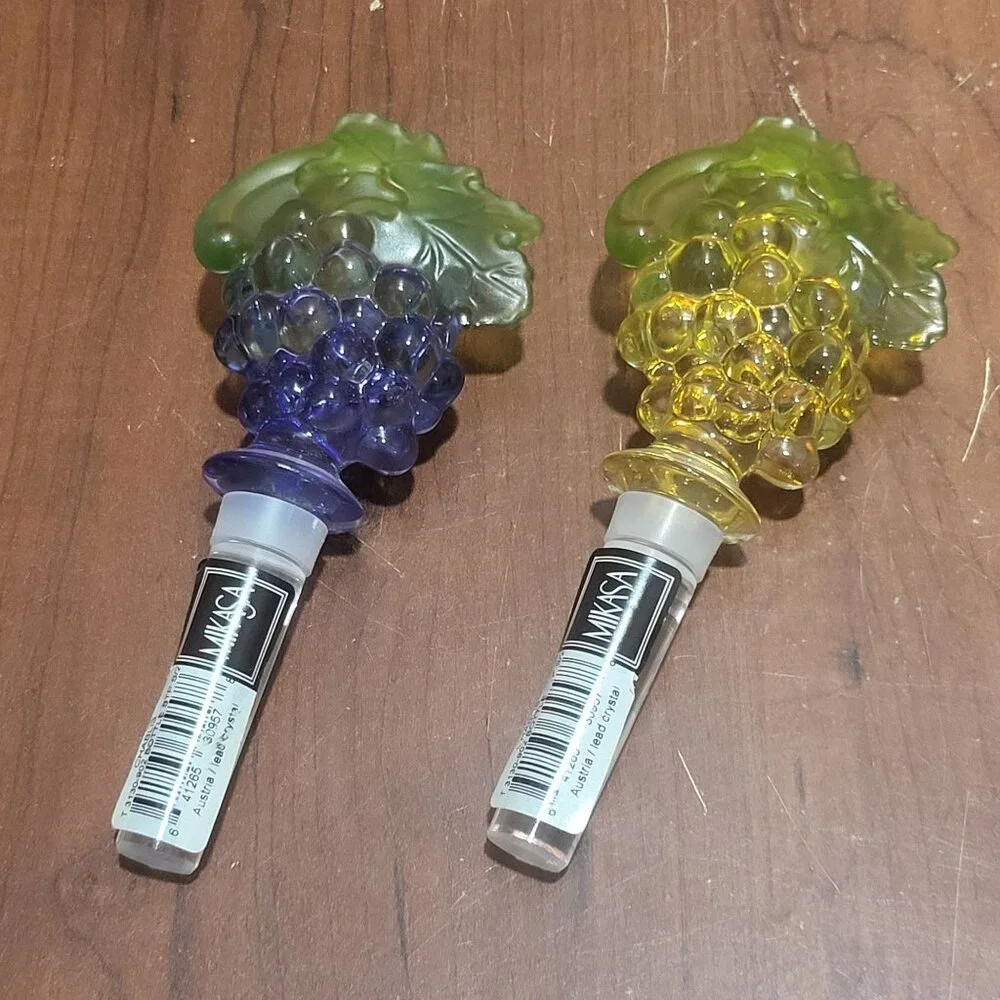 Mikasa Crystal Glass Grapes Bottle Stoppers Decanter Set of 2 NIB